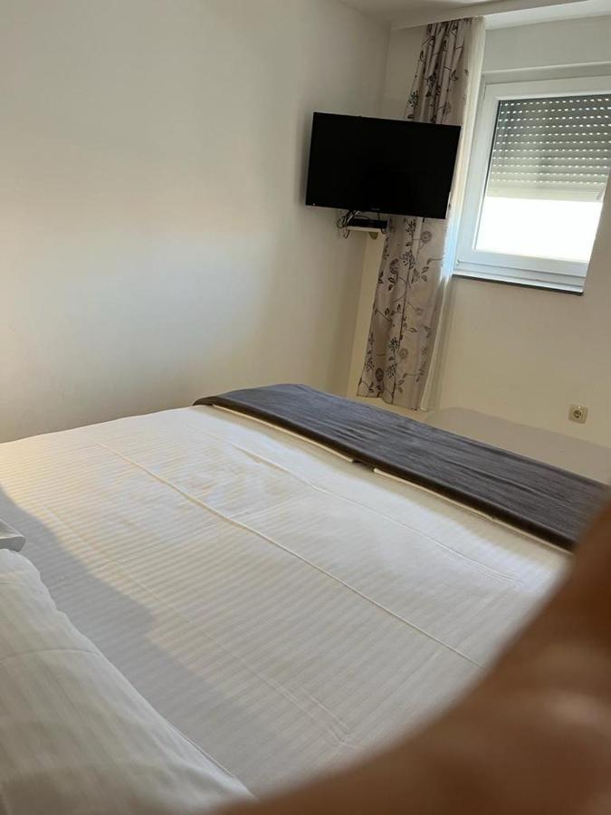 Holiday Baška Voda エクステリア 写真
